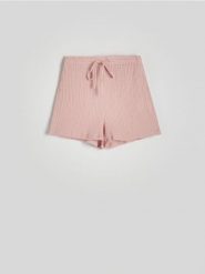 Szorty z bawełnianego muślinu - koralowy. Pomarańczowe szorty damskie Reserved, l, bez wzorów, z bawełny. W wyprzedaży za 49.99 zł.