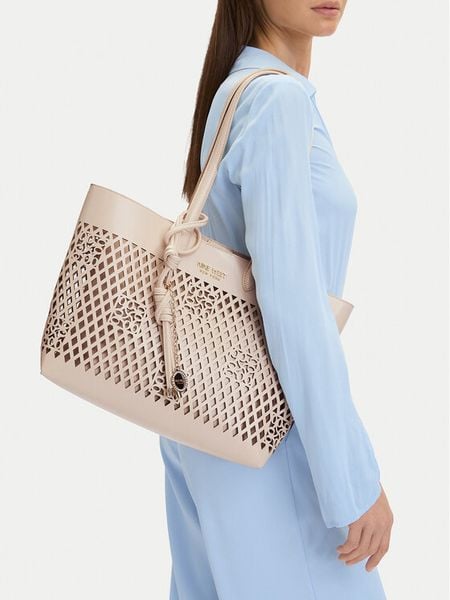 Nine West Torebka CEO-Bleeker Petal-LDA8699A Beżowy. Brązowe torebki do ręki damskie Nine West, bez wzorów, ze skóry, bez dodatków. Za 205.99 zł.