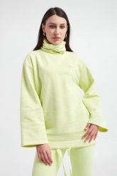 Bluza dresowa damska KARL LAGERFELD. Bluzy damskie KARL LAGERFELD, s, bez wzorów, z dresówki, bez kaptura. W wyprzedaży za 656.67 zł.