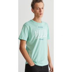 T-shirt z nadrukiem - Zielony. T-shirty damskie marki Reserved. Za 39.99 zł.