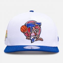 Czapka New Era 950 Tune Squad Taz Biała. Białe czapki i kapelusze męskie New Era, bez wzorów, sportowe. Za 190.35 zł.