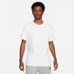Koszulka sportowa męska Nike Park 20 M Tee. Białe buty sportowe męskie Nike, z bawełny, bez zapięcia, na fitness i siłownię. Za 139.00 zł.