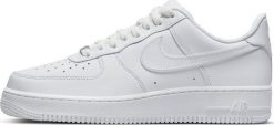 Nike Nike buty męskie Air Force 1 07 CW2288 111 - białe 43. Białe buty sportowe męskie Nike, bez zapięcia. Za 509.40 zł.
