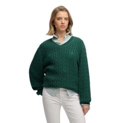 Damski oversize sweter z dekoltem w kształcie V Superdry. Zielone swetry damskie Superdry., na zimę, bez wzorów, eleganckie, bez kołnierzyka, bez ramiączek, bez kaptura. Za 288.40 zł.