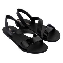 Buty do chodzenia damskie Ipanema Vibe. Czarne klapki damskie Ipanema, bez wzorów, z materiału, bez obcasa. Za 161.00 zł.