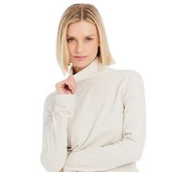 Protest Sweter narciarski/snowboardowy damski. Białe swetry damskie Protest, na zimę, s, bez wzorów, z materiału, eleganckie, bez kołnierzyka, bez ramiączek, długie, bez kaptura. Za 190.00 zł.
