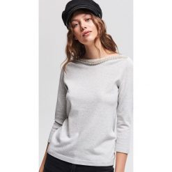Sweter z aplikacją z koralików - Jasny szar. Swetry damskie marki KALENJI. W wyprzedaży za 59.99 zł.