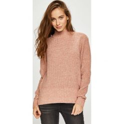 Pieces - Sweter Enna. Różowe swetry damskie Pieces, z dzianiny. W wyprzedaży za 129.90 zł.