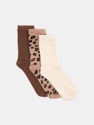 Skarpetki 3 pack - beżowy. Brązowe skarpety damskie Sinsay, bez wzorów. Za 15.99 zł.