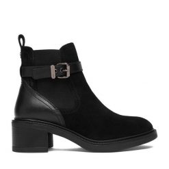 Botki U.S. Polo Assn. Czarne botki damskie U.S. Polo Assn., bez obcasa, na słupku, bez zapięcia. Za 429.99 zł.