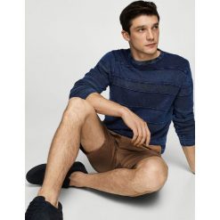 Mango Man - Sweter Indigo. Niebieskie swetry przez głowę męskie Mango Man, z bawełny, z okrągłym kołnierzem. Za 139.90 zł.