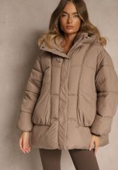 Ciemnobeżowa Kurtka Oversize z Pikowanymi Przeszyciami i Kapturem Galeana. Brązowe kurtki damskie Renee, na zimę, xl, bez wzorów, z dzianiny. Za 199.99 zł.