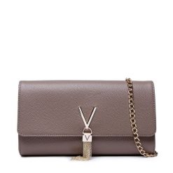 Torebka Valentino. Brązowe kopertówki damskie Valentino, bez wzorów, bez dodatków. Za 279.99 zł.