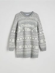 Sweter ze świątecznym motywem - ciemnoszary. Szare swetry damskie Reserved, l, bez wzorów, z dzianiny, wizytowe, bez kołnierzyka, bez ramiączek, bez kaptura. W wyprzedaży za 39.99 zł.