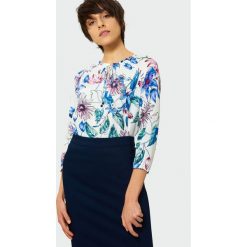 Elegancka bluzka z ozdobnym wiązaniem. Bluzki damskie Greenpoint. Za 29.99 zł.