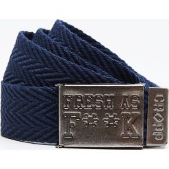 Parciany pasek z klamrą - Granatowy. Niebieskie paski damskie Cropp, w paski. Za 29.99 zł.