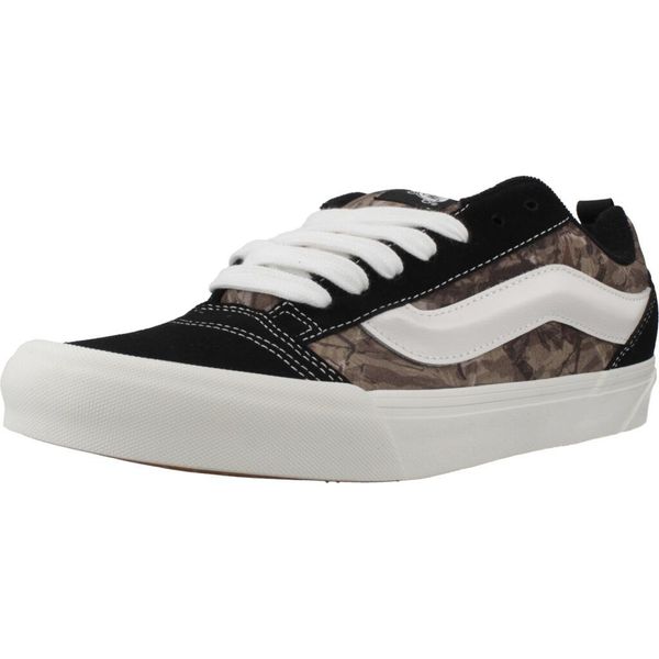 Buty VANS KNU SKOOL Czarny. Czarne trekkingi męskie Vans, trekkingowe. Za 327.99 zł.