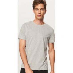 Gładki T-shirt Basic - Jasny szar. Szare t-shirty męskie Reserved. Za 19.99 zł.