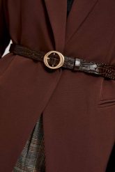 Pasek z ozdobną klamrą i wężowym wzorem brązowy. Brązowe paski damskie MOODO, bez wzorów. W wyprzedaży za 15.99 zł.