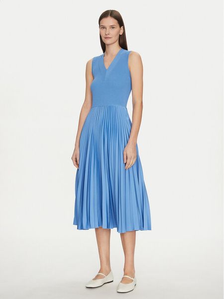 BOSS Sukienka codzienna Farara 50509325 Niebieski Regular Fit. Niebieskie sukienki damskie Boss, na co dzień, m, bez wzorów, z wiskozy, bez kołnierzyka, bez ramiączek, proste. Za 759.00 zł.