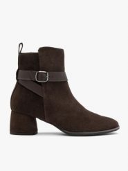 Brązowe botki z paskiem i klamrą. Brązowe botki damskie Brawo sp. z o.o., ze skóry, eleganckie, bez obcasa, na słupku, bez zapięcia. Za 549.99 zł.