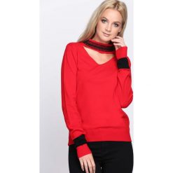 Czerwony Sweter Striking Up. Czerwone swetry damskie Born2be, l, bez wzorów, z dzianiny, bez kołnierzyka, bez ramiączek, bez kaptura. Za 39.99 zł.