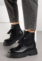 Czarne Klasyczne Botki Workery Vemivra. Czarne botki damskie Born2be, z jeansu, klasyczne, bez obcasa, na płaskiej podeszwie, bez zapięcia. Za 169.99 zł.