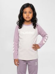 Koszulka dziewczęca z długim rękawem Hummel. Fioletowe t-shirty i topy dla dziewczynek Hummel, bez wzorów, z bawełny, bez ramiączek. Za 144.00 zł.