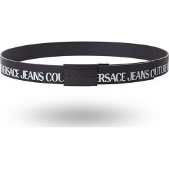 PASEK VERSACE JEANS COUTURE. Czarne paski damskie Versace Jeans Couture, bez wzorów, z jeansu. W wyprzedaży za 299.40 zł.