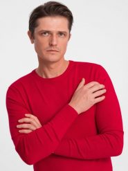 Męski klasyczny sweter z wiskozą BASIC z okrągłym dekoltem – czerwony V5 - Rozmiar: XL. Czerwone swetry przez głowę męskie Ombre Clothing, m, bez wzorów, z wiskozy, bez kołnierzyka. W wyprzedaży za 89.99 zł.