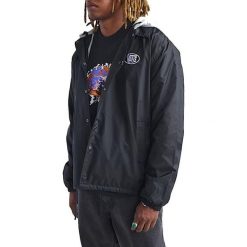 Kurtka VANS RILEY HOODED COACHES J Czarny. Czarne kurtki męskie Vans, bez wzorów, z tkaniny, bez kaptura. Za 426.20 zł.