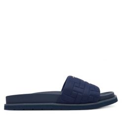 Klapki Gant. Niebieskie klapki damskie GANT, bez wzorów, bez obcasa. Za 329.99 zł.