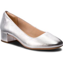 Półbuty CLARKS - Orabella Alice 261349624 Silver Leather. Szare półbuty damskie Clarks, z materiału. W wyprzedaży za 279.00 zł.