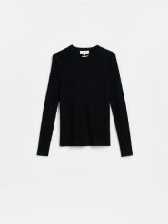 Sweter z wełny merino - czarny. Czarne swetry damskie Reserved, l, bez wzorów, z wełny, bez kołnierzyka, bez ramiączek, bez kaptura. Za 199.99 zł.