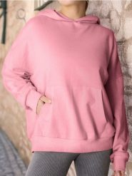 Bluza hoodie z kieszenią - różowy. Czerwone bluzy damskie Sinsay, l, bez wzorów, z dzianiny, bez kaptura. W wyprzedaży za 22.99 zł.