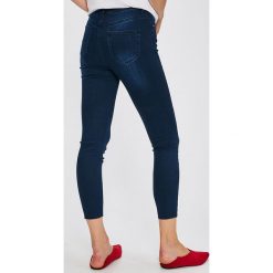 Trendyol - Jeansy. Jeansy damskie marki Trendyol. W wyprzedaży za 89.90 zł.