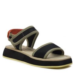 Sandały HOFF. Czarne klapki damskie HOFF, bez wzorów, bez obcasa, na płaskiej podeszwie, bez zapięcia. Za 269.99 zł.