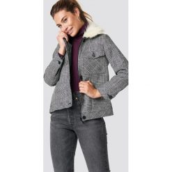 Trendyol Kurtka w kratkę - Grey. Szare kurtki damskie Trendyol, w kratkę, z futra. Za 161.95 zł.