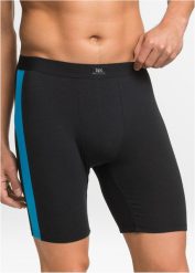 Długie bokserki o dopasowanym kroju z bawełną (2 pary). Czarne bokserki męskie bonprix, m, bez wzorów, z bawełny. Za 62.99 zł.