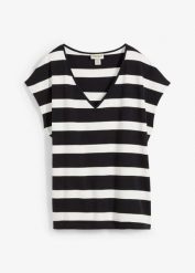 T-shirt oversize z czystej bawełny organicznej. Białe bluzki damskie bonprix, bez wzorów, z bawełny, bez kołnierzyka, bez ramiączek. Za 79.99 zł.