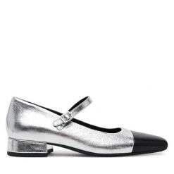 Półbuty Vagabond Shoemakers. Szare półbuty damskie Vagabond Shoemakers, bez wzorów, bez obcasa, na płaskiej podeszwie, bez zapięcia. Za 349.99 zł.