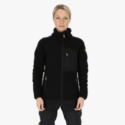 Bluza polarowa turystyka damska Swedemount Nordkap Pile Jacket wodoodporna. Czarne bluzy damskie SWEDEMOUNT, bez wzorów, z polaru, bez kaptura, narciarskie. W wyprzedaży za 359.99 zł.