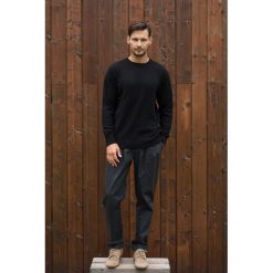 Męski sweter z wełny Tender antracyt. Szare spodnie materiałowe męskie Veva, na jesień, l, bez wzorów, z jeansu, bez kołnierzyka. Za 179.00 zł.