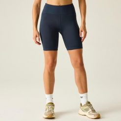 Casualowe Shorty Damskie Upbeat. Niebieskie szorty sportowe damskie Regatta, bez wzorów, sportowe, trekkingowe. Za 129.99 zł.