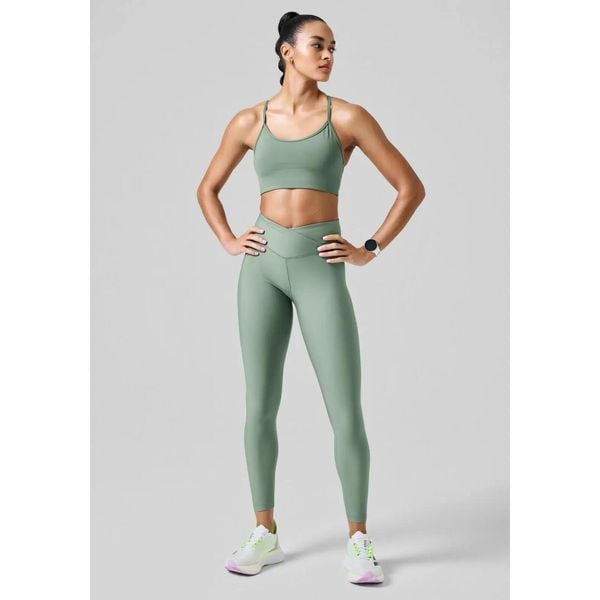 Legginsy Casall Overlap High Waist Tights. Zielone bielizna termoaktywna damska Casall, bez wzorów. W wyprzedaży za 229.00 zł.