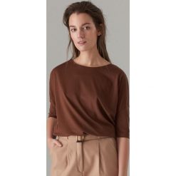 Basicowa bluzka oversize - Brązowy. Bluzki damskie Mohito. Za 59.99 zł.