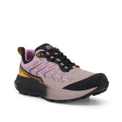 Buty damskie TREZETA Sekai W's z membraną WP. Czerwone obuwie sportowe damskie Trezeta, bez wzorów, z materiału, do biegania. Za 599.90 zł.