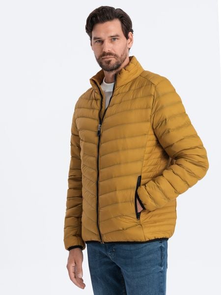 Kurtka męska pikowana - musztardowa V3. Kurtki męskie Ombre Clothing, m, bez wzorów, bez kaptura. W wyprzedaży za 69.99 zł.