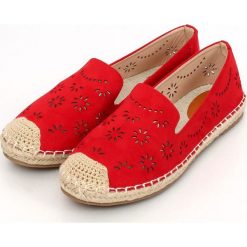 Espadryle ażurowe czerwone 9023 Red. Czerwone espadryle damskie ButyModne, w ażurowe wzory, bez obcasa, bez zapięcia. Za 74.46 zł.