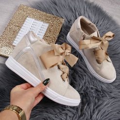 Sneakersy damskie na koturnie beżowe Jezzi - beżowy. Brązowe trampki i tenisówki damskie Jezzi, bez wzorów, bez zapięcia. Za 51.00 zł.